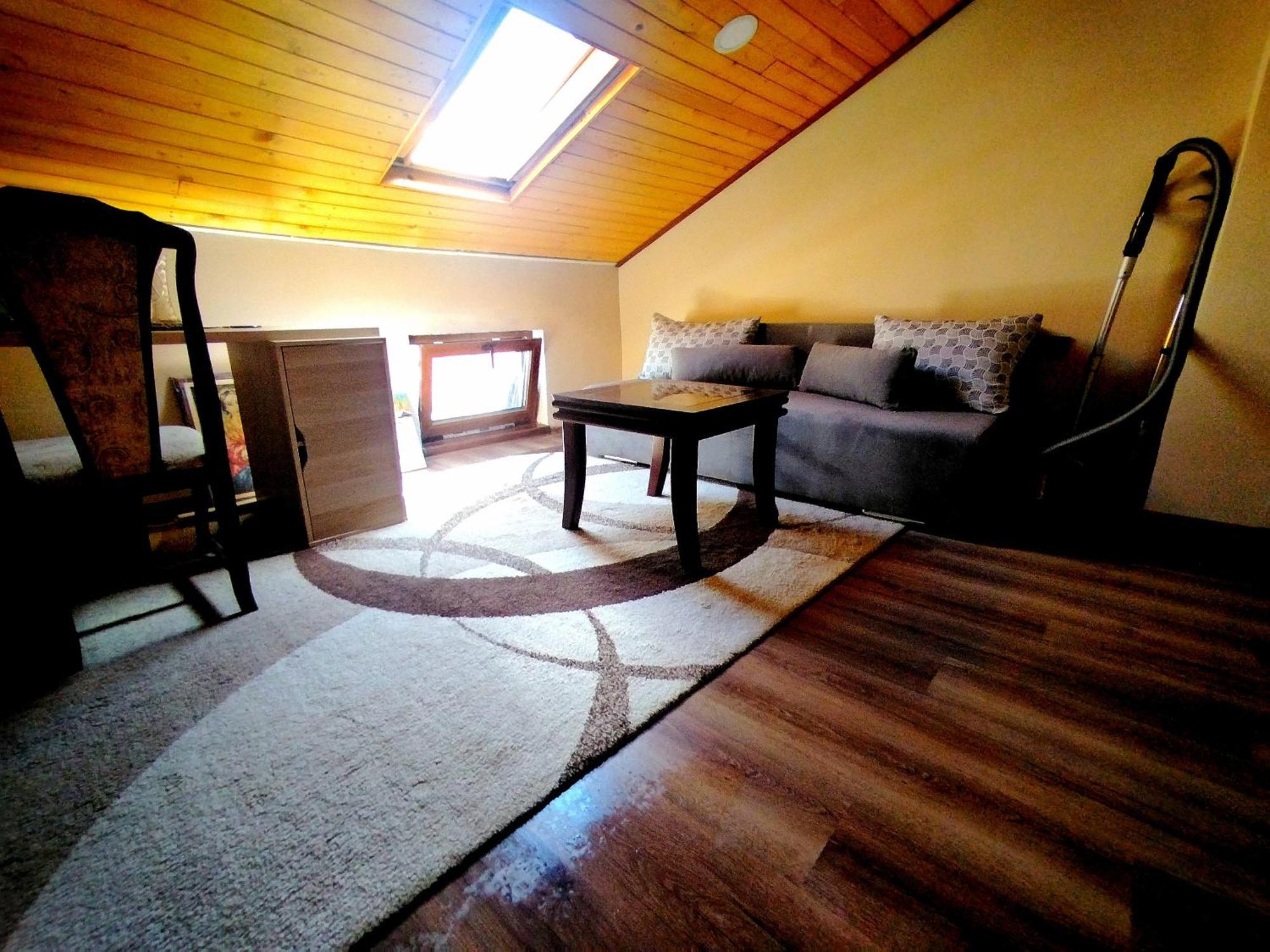 Low Budget Apartment With Breakfast #3 Varna ภายนอก รูปภาพ