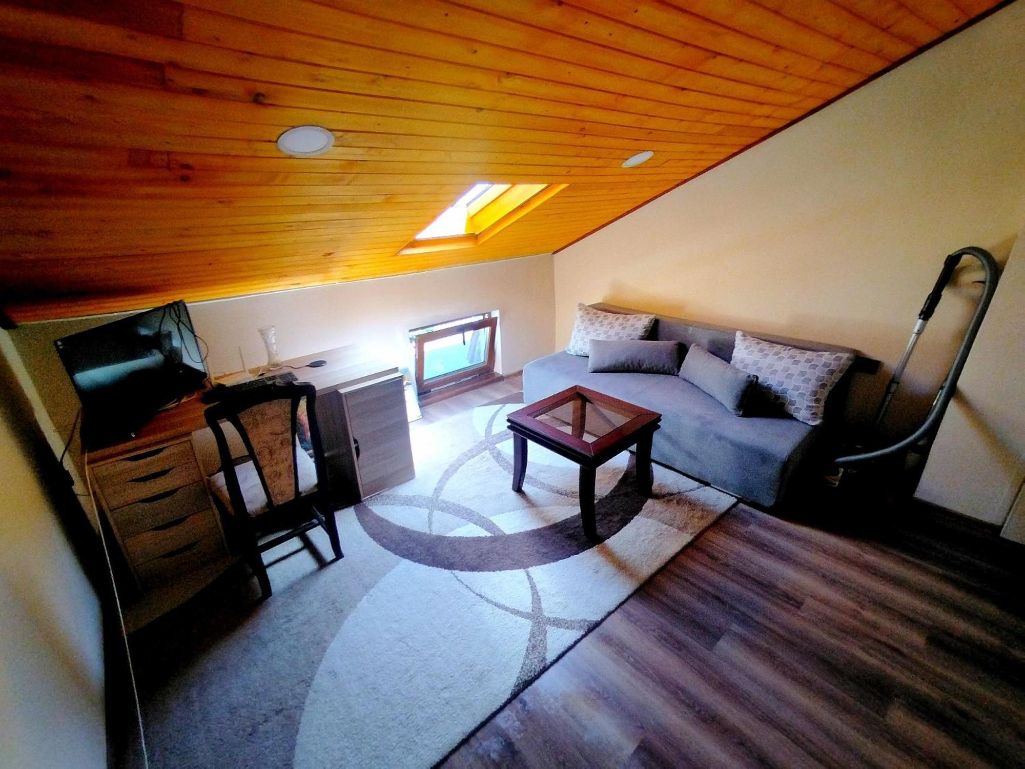 Low Budget Apartment With Breakfast #3 Varna ภายนอก รูปภาพ
